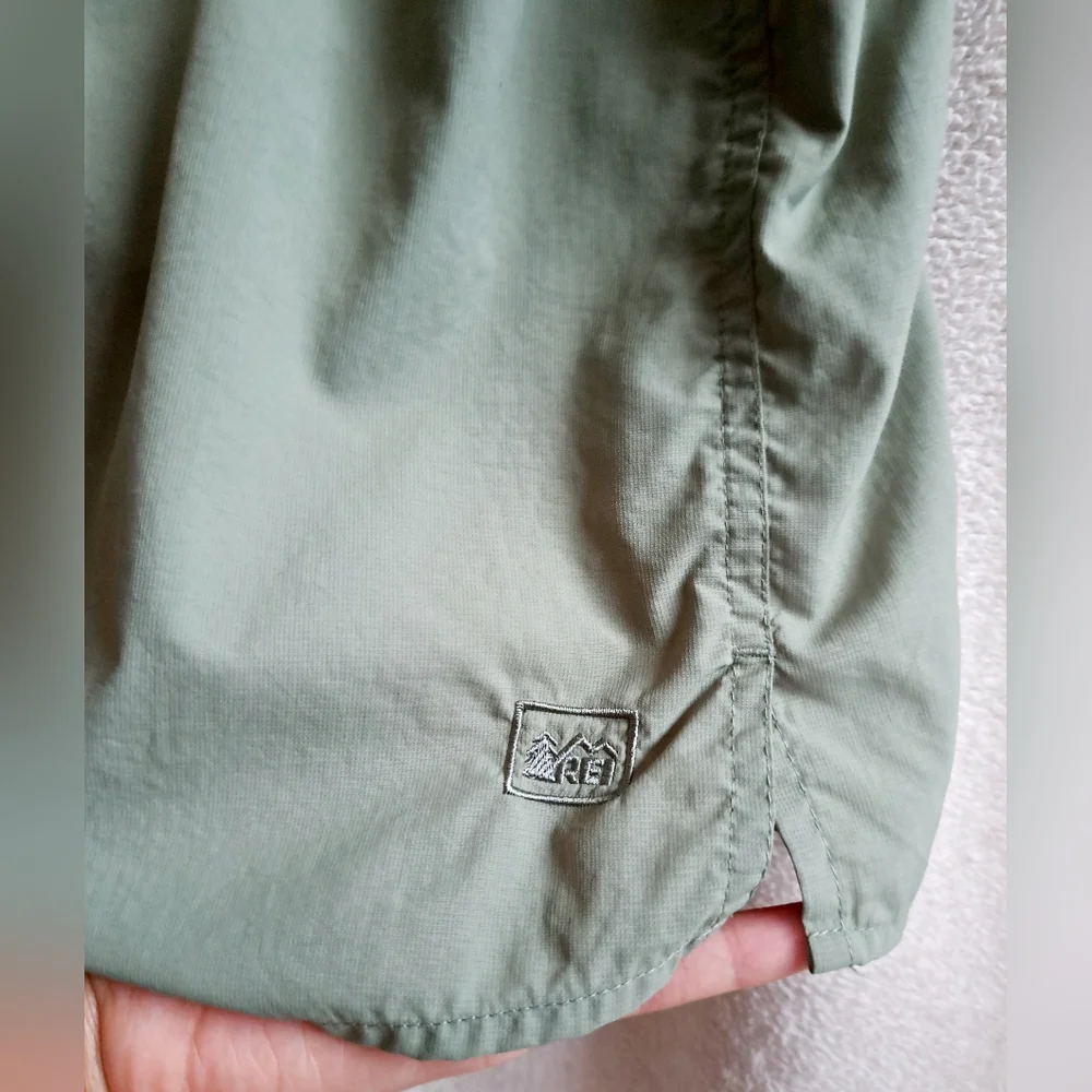 Men's REI Green Button Down Shirt - Picture 10 of 15